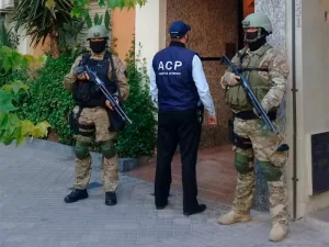 Caen diez policías de la Agencia de Seguridad Vial por coimas y cambian la cúpula de la repartición