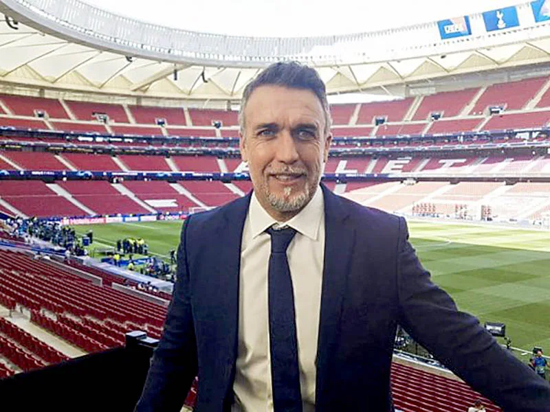 Por no pagar el aporte solidario embargan a Batistuta en unos $71 millones