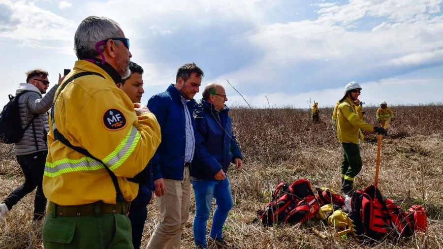 Cabandié: "Son 100 delincuentes que perjudican a 10 millones de habitantes y al ecosistema"