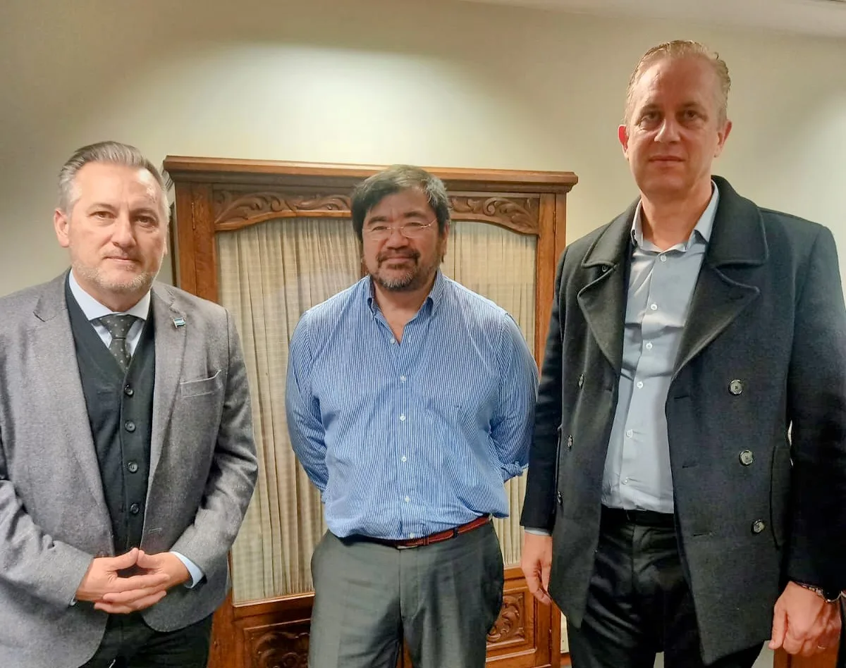 Quemas en las islas: Lewandowski y Rabbia se reunieron con el fiscal de Victoria