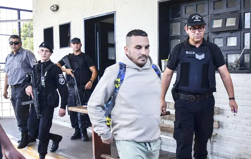 Cañada de Gómez: movilización popular rechazó la radicación del femicida Fabián Tablado