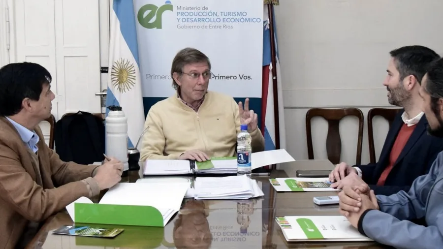 Juan José Bahillo será secretario de Agricultura y José De Mendiguren de Producción