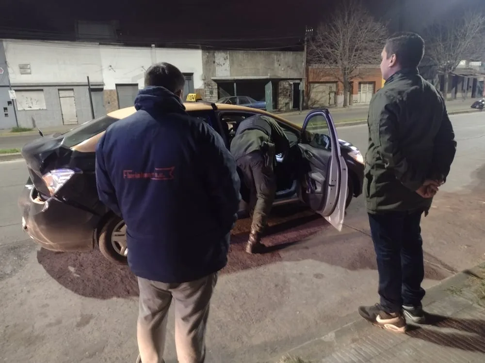 Imputaron a taxista por participar en una tentativa de extorsión por 3 millones de pesos