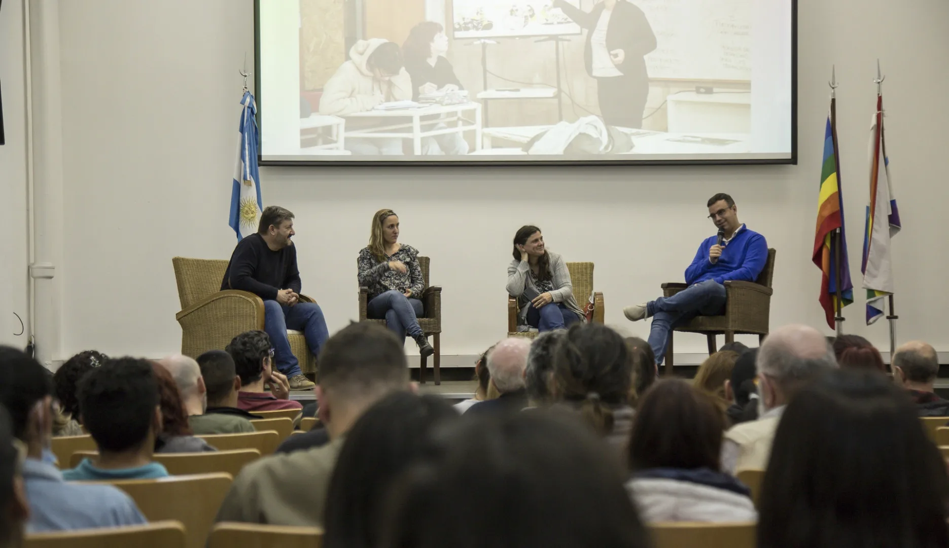Se presentó en el Inaes, con la presencia de su presidente, el Programa de Educación Cooperativa
