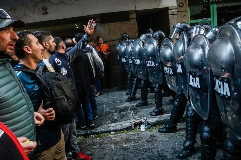 La Justicia le ordenó a Larreta que ponga fin a los operativos policiales en la casa de Cristina