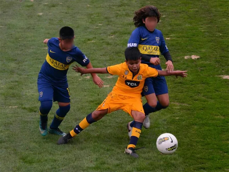 Tenía 13 años, era jugador de infantiles de Rosario Central y lo mataron en medio de una balacera
