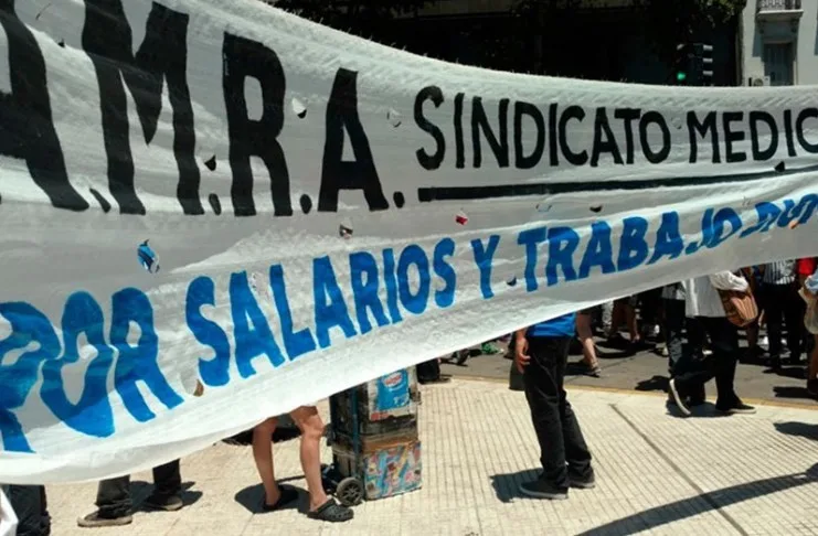Santa Fe: médicos del sistema público anunciaron un paro en reclamo de reapertura de las paritarias