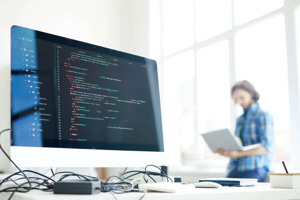 Economía avanza con el "monotributo tech" para que los freelancers tengan un tipo de cambio diferenciado