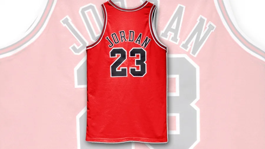 Subastarán en 5.000.000 de dólares la casaca que usó Michael Jordan en la final de 1998