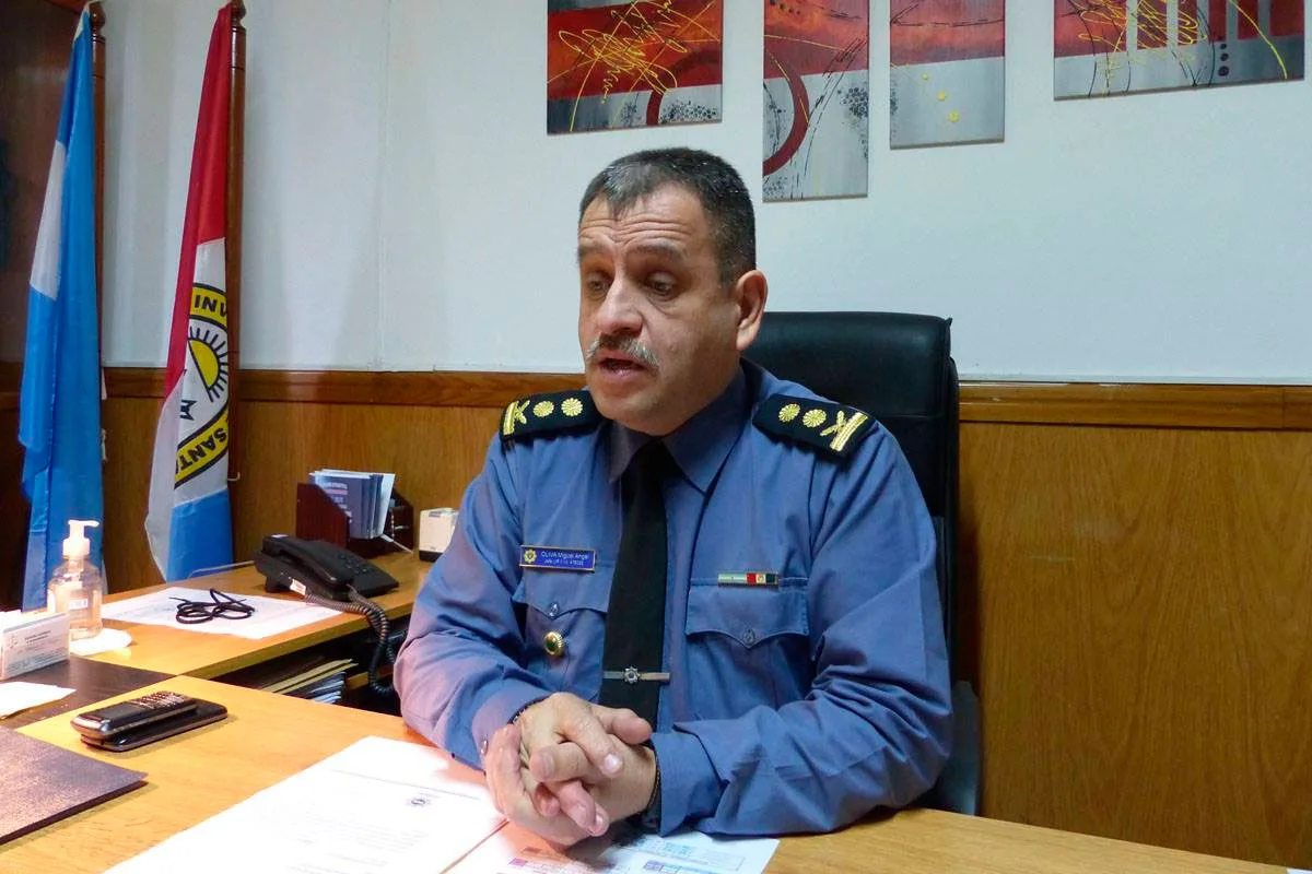 Nuevo jefe de Policía de Santa Fe prometió "reestructurar" la fuerza y más policías en la calle