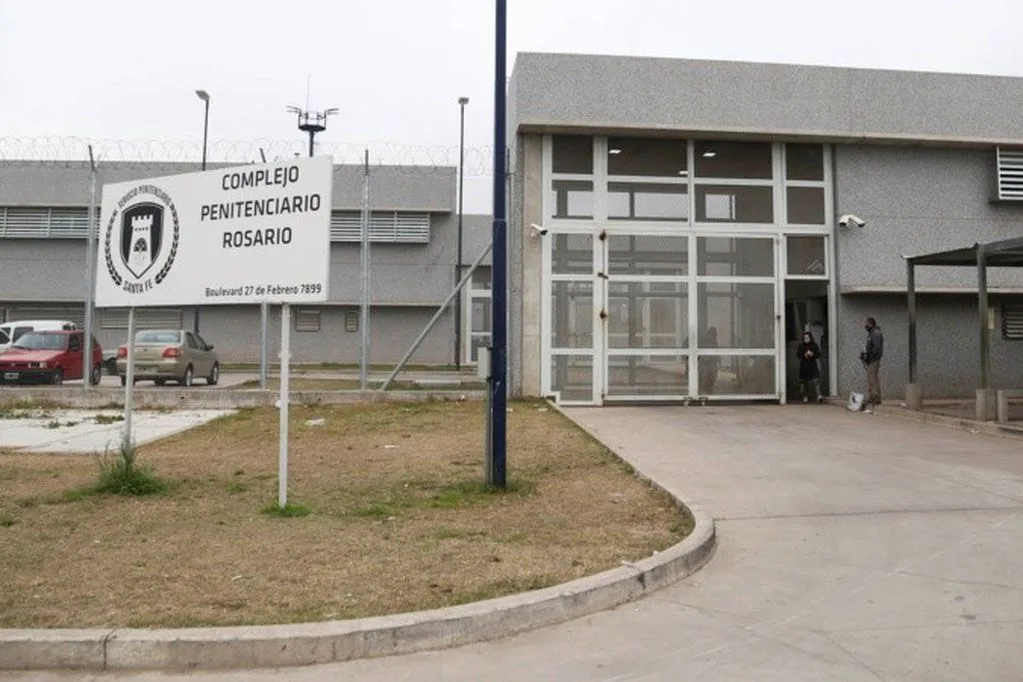 No volvió de su salida transitoria y se hizo pasar por su hermana para no ir presa