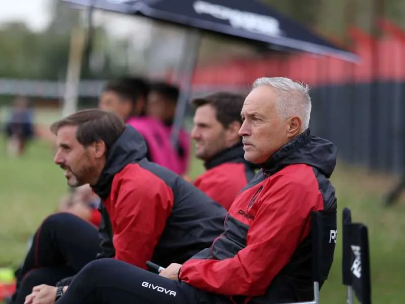 Triunfazo de la reserva de Newell's ante Huracán para alcanzar a Vélez en la punta del torneo