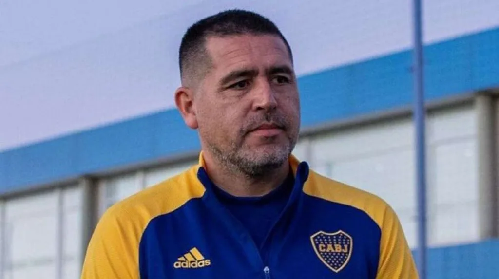 Riquelme se refirió al conflicto entre Benedetto y Zambrano: "Antes las cosas quedaban en el vestuario"