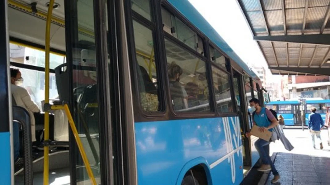 Este sábado 20 calle San Luis es peatonal y hay desvíos en líneas de transporte