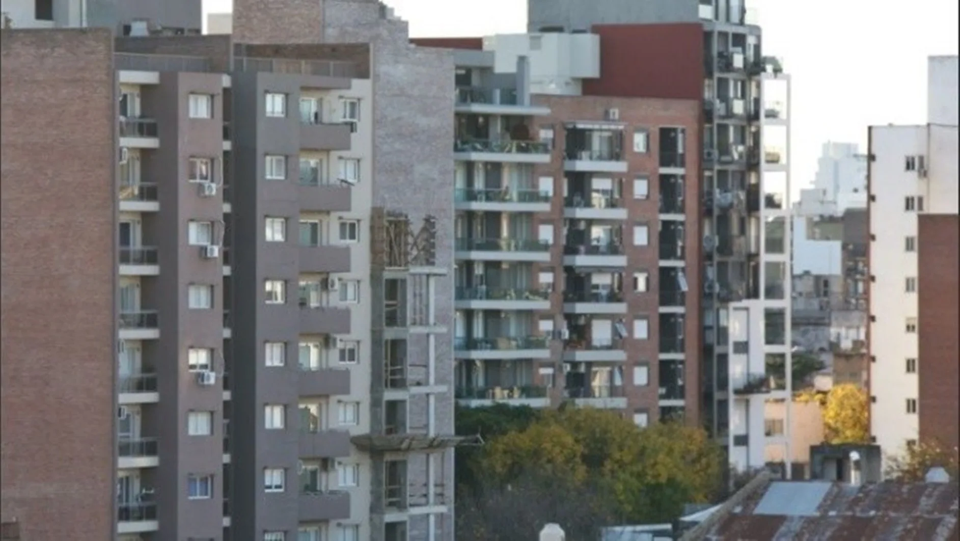 La Concejalía Popular impulsa la creación de un Hostel Social para pelear contra la crisis habitacional