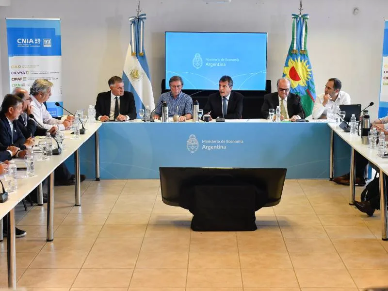 Efecto sequía: ruralistas estuvieron con Massa y salieron contentos de la reunión: “Muy positiva”
