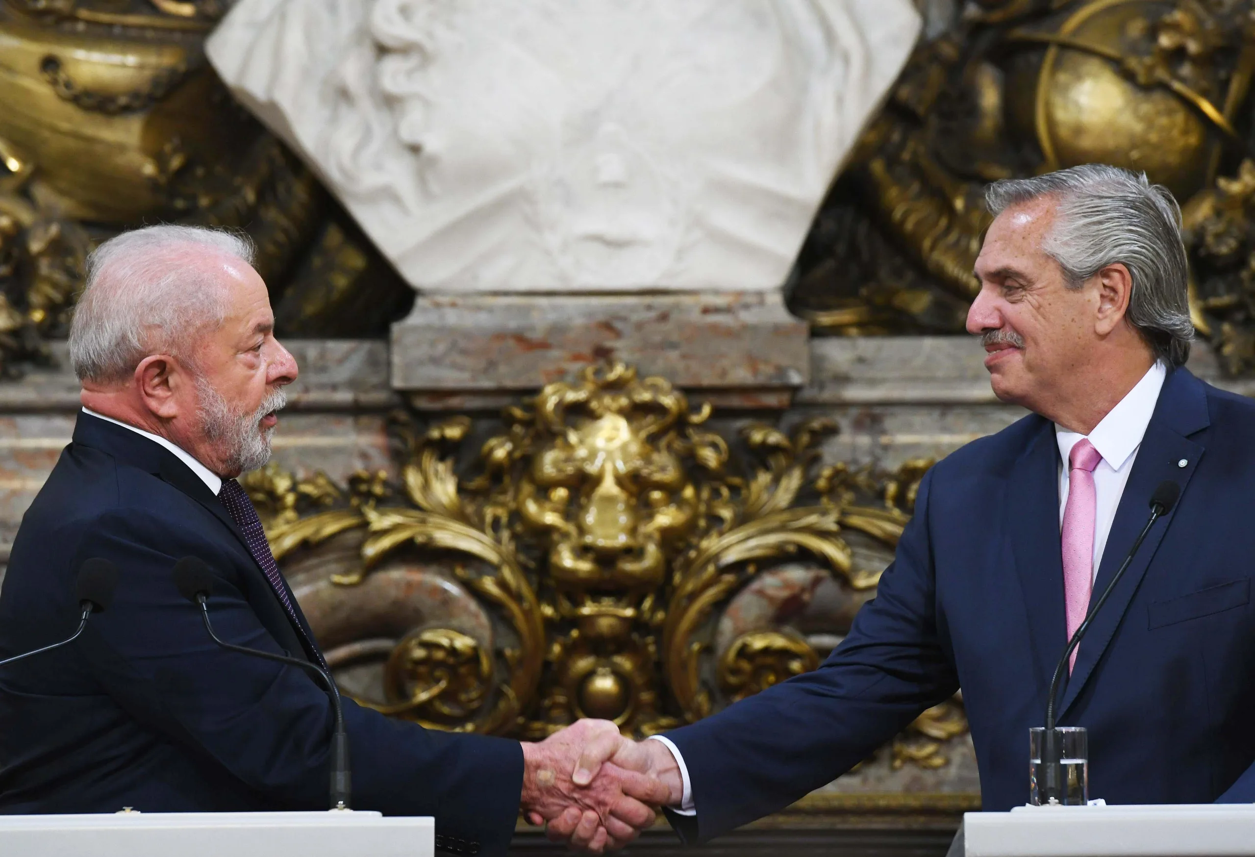 Alberto recibió a Lula y coincidieron en la idea de "profundizar la relación estratégica"