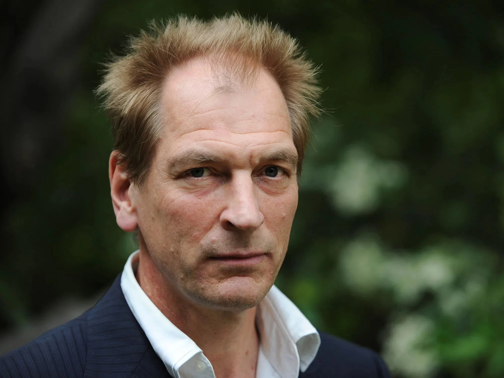 Declararon "desaparecido" al actor británico Julian Sands en las montañas de Los Ángeles