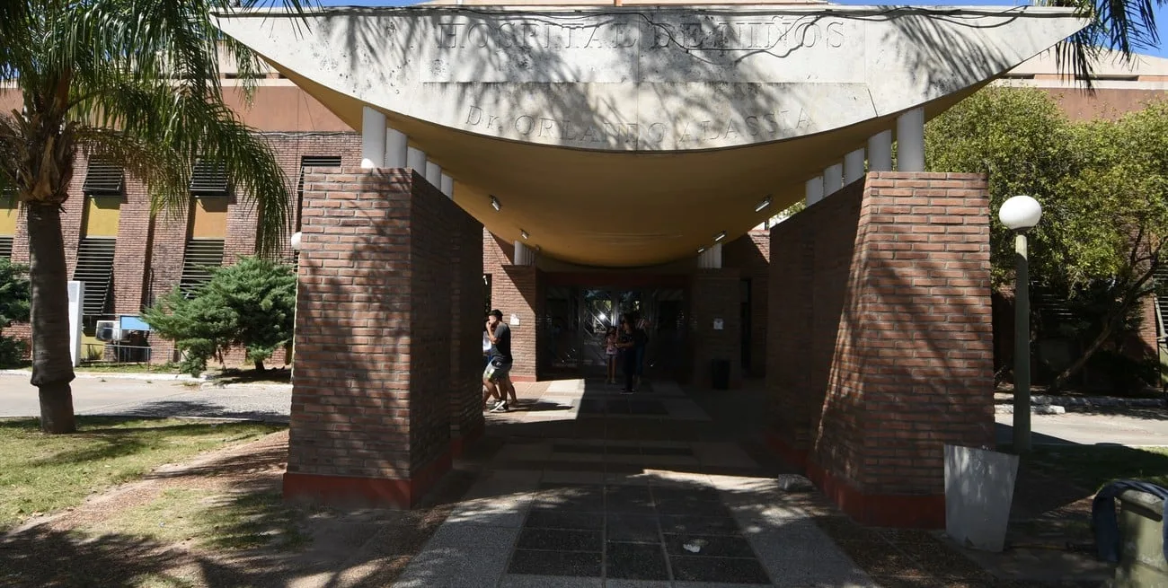 Un bebé de 18 meses se cayó a una pileta y quedó internado en terapia intensiva en Santa Fe