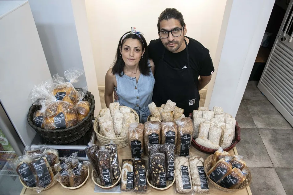 Emprender y compartir: con local propio venden sus productos y apoyan a otros proyectos