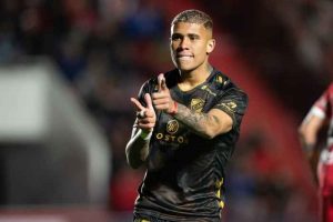 Gabriel Heinze sigue en la búsqueda: interesa el lateral Ayrton Costa