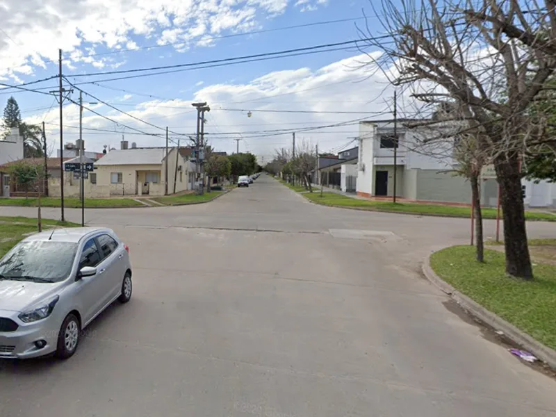 Un motociclista recibió un balazo en la cara tras presunto intento de robo en la capital provincial