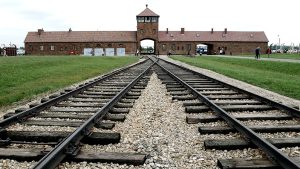 Por primera vez, Alemania honra a víctimas LGBTIQ+ del nazismo en conmemoración por Holocausto