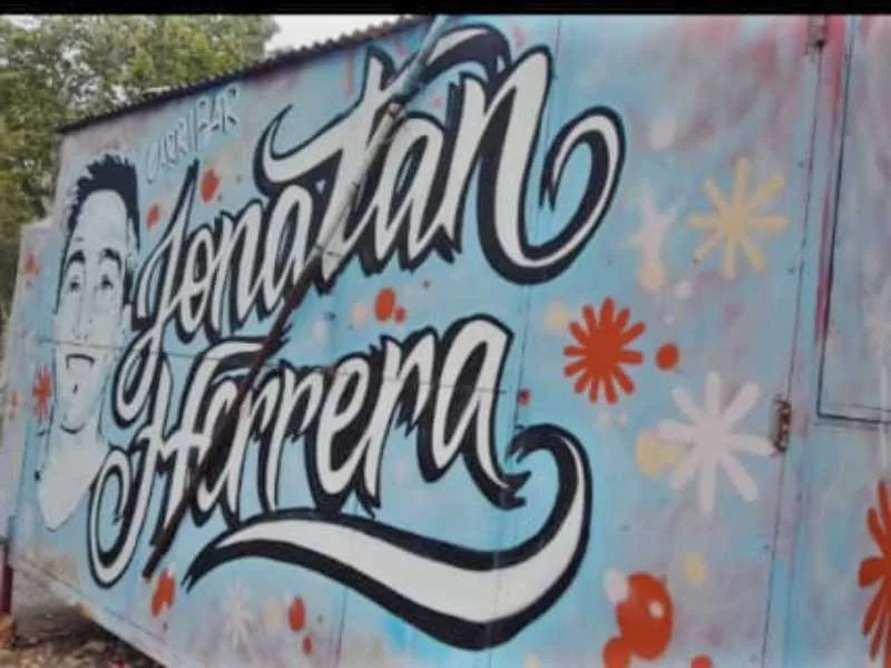 Apareció el carrito de comidas rápidas de la familia de Jonatan Herrera