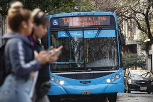Transporte: preocupa la demora de los subsidios que complica el pago de sueldos de enero