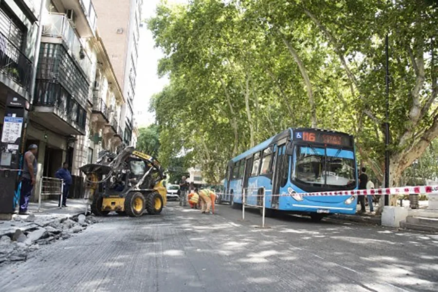 Plan de calles: por obras en Laprida habrá desvíos de colectivos durante siete días
