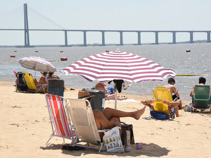 Crece el reclamo para que se garantice el acceso al protector solar como un medicamento