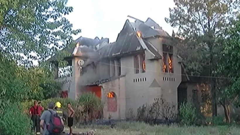 Patrimonio histórico: una casona de zona sur se incendió y la familia perdió todo lo que tenía