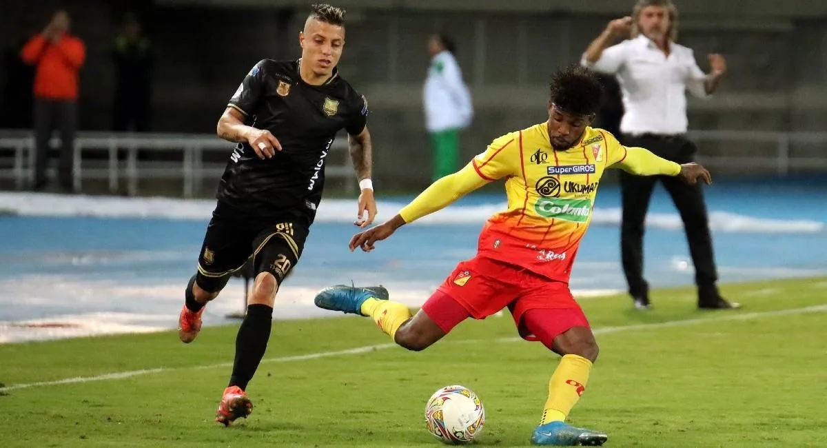 Gabriel Heinze busca llenar casilleros: Jherson Mosquera está muy cerca