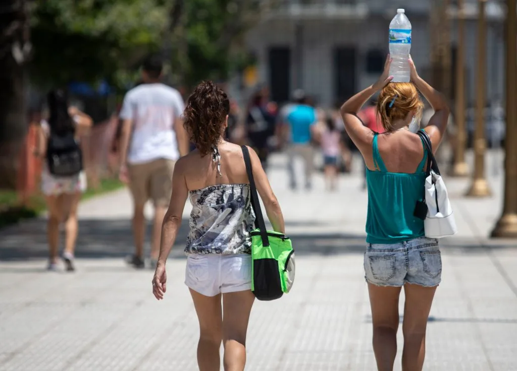 Alerta naranja por altas temperaturas para parte de Entre Ríos y amarilla para el sur de Santa Fe