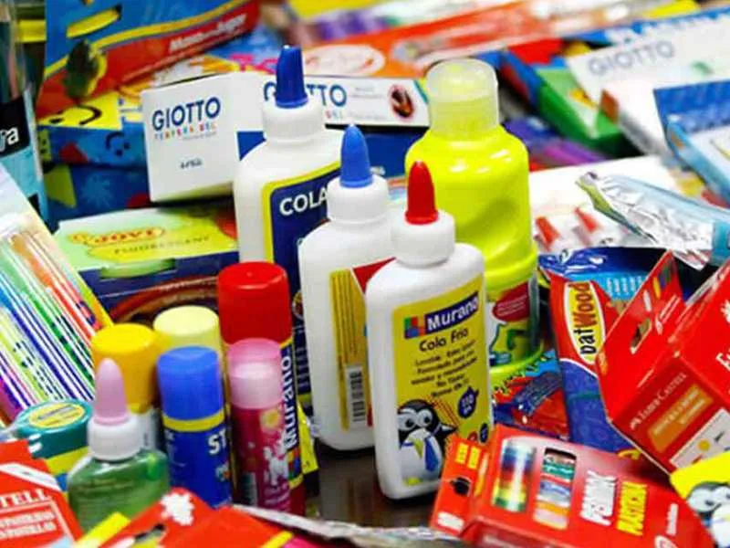 Avanza la negociación para lanzar una canasta escolar a bajos precios