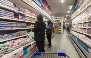 La inflación no da respiro: el precio de los alimentos sube a un ritmo del 6,4% mensual según un estudio privado