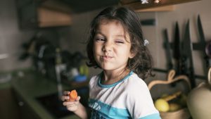 Los niños, niñas y adolescentes consumen sólo el 20% de las frutas y verduras recomendadas