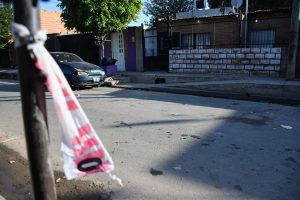 De madrugada, asesinaron a balazos a un pibe de 15 años en barrio La Cerámica