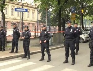 Un adolescente mató a ocho alumnos y a un guardia de seguridad en una escuela de Belgrado