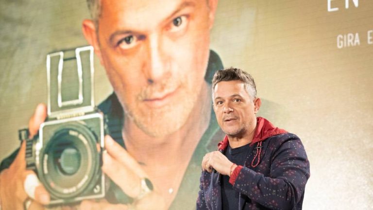 Alejandro Sanz volvió a expresar su angustia en redes: “He tenido un brote fuerte”