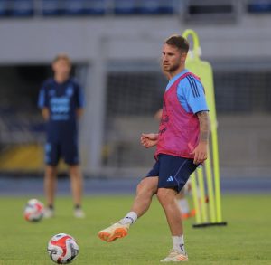 Alexis Mac Allister: "Estamos mentalizados en seguir ganando títulos"