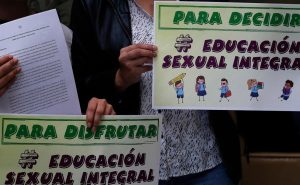 Con mis derechos no te metas: reciente entrega a colegios de una guía para diversidades