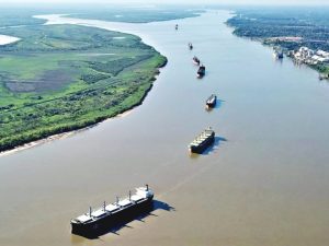 Organizaciones renuevan reclamo por la soberanía del río Paraná y el canal Magdalena