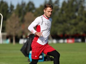 Newell’s se prepara para recibir este sábado a Lanús con una vuelta esperada y una duda