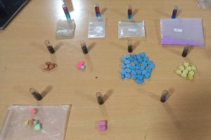 Caen cinco en el peaje de la autopista a Buenos Aires con marihuana, cocaína, ketamina y éxtasis