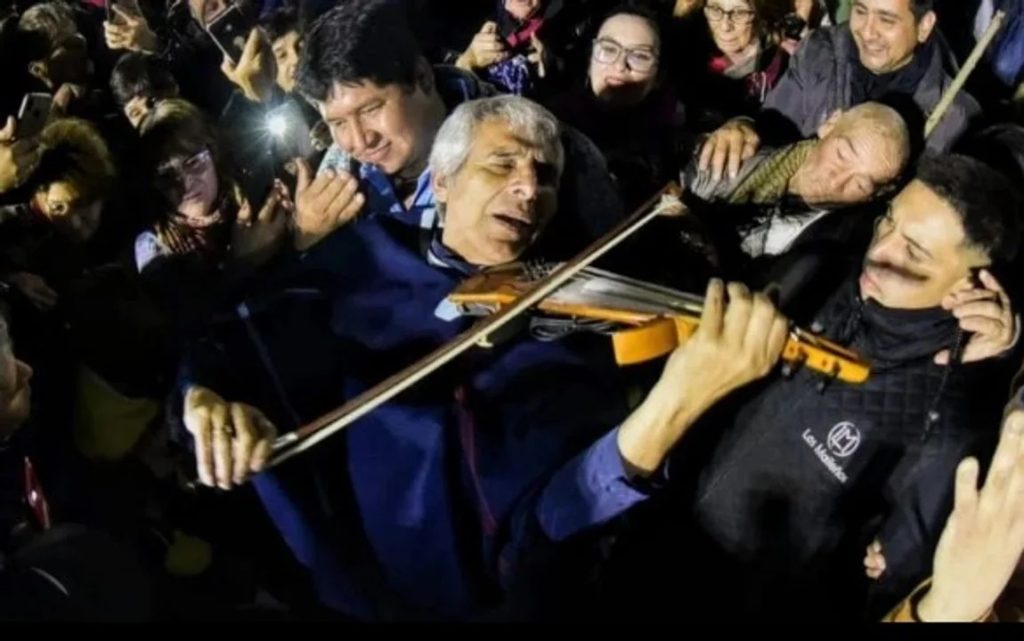 Peteco Carabajal y un duro recibimiento a Victoria Villarruel: “No se paren que no ha llegado nadie”