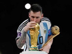 La Copa del Mundo que besó Lionel Messi será exhibida este sábado en Tandil, ¿vendrá a Rosario?