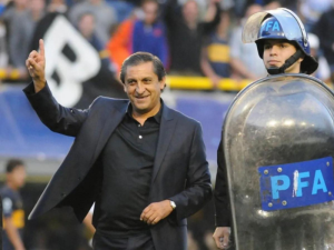 Ramón Díaz, ex DT de River, polémico: "Que el VAR lo tenga que decidir una mujer, me parece bastante complicado para ella"