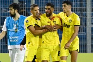 Detuvieron a hincha de Rosario Central por la agresión a un jugador de Peñarol