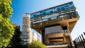 Trabajadores de la Biblioteca Nacional realizarán un acto en rechazo a los despidos